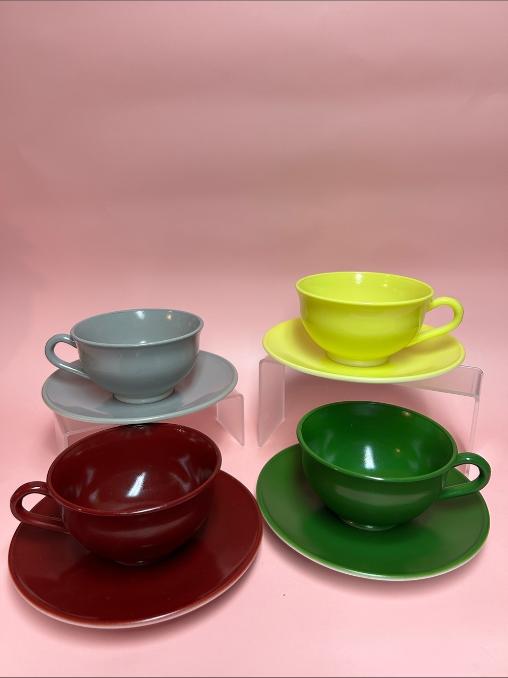 Vintage Hazel Atlas Milk Glass Ovide Platonite Set of 4 Cups & Saucers
Colorful
